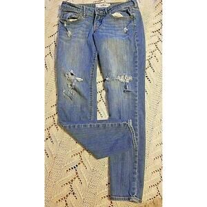Hollister Super Skinny Wmns Jrs Sz 5S Short Distressed Blue Jeans Low Rise